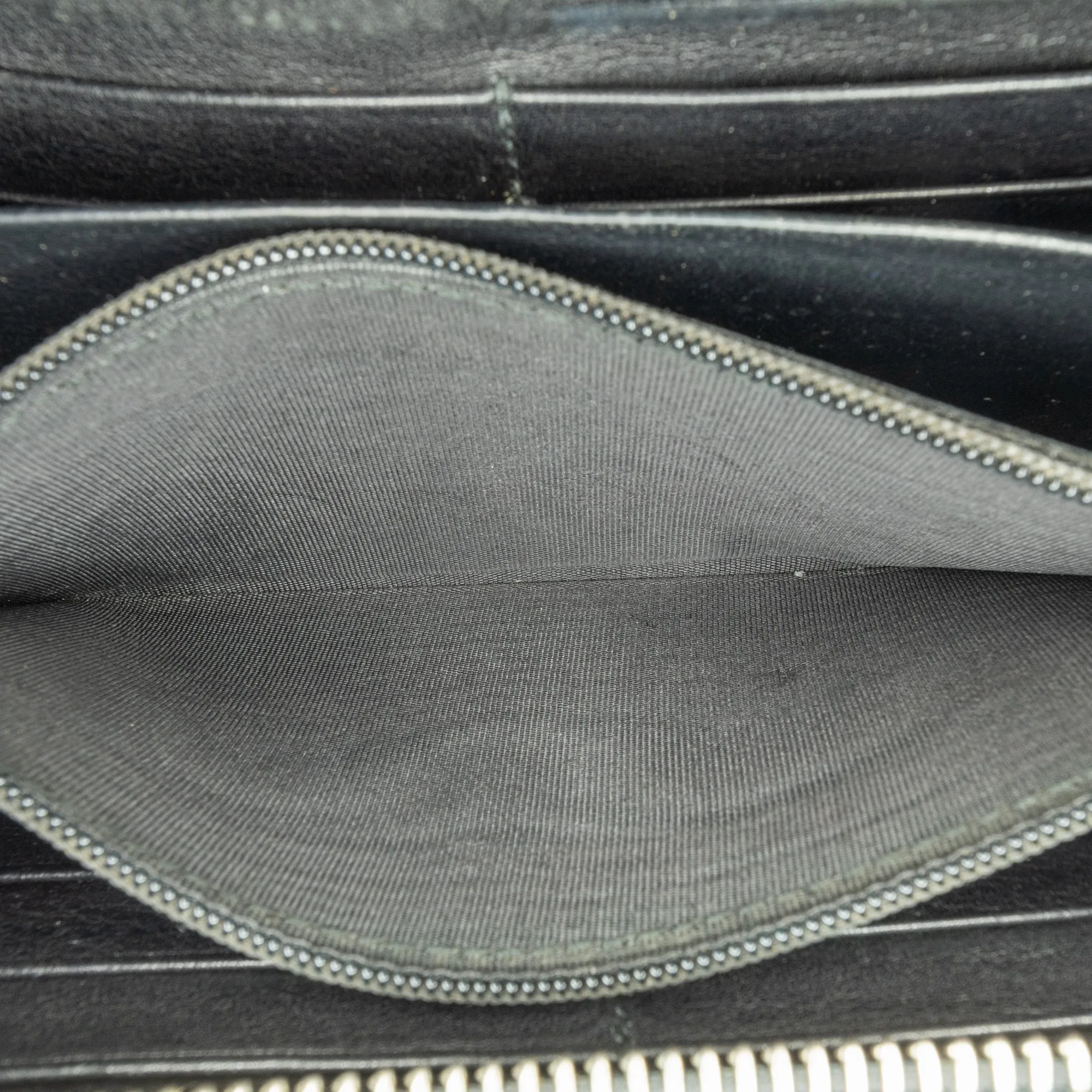Black Gucci Guccissima Zip Around Wallet