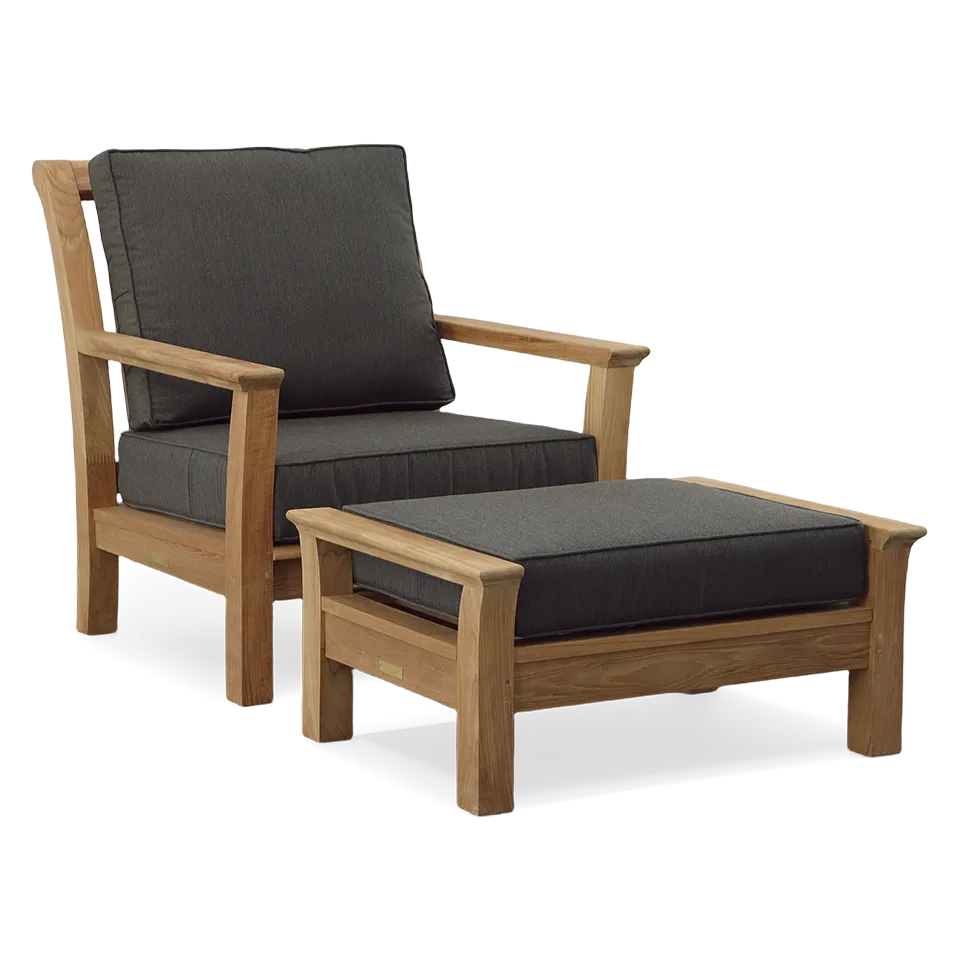 CHELSEA LOUNGE CHAIR