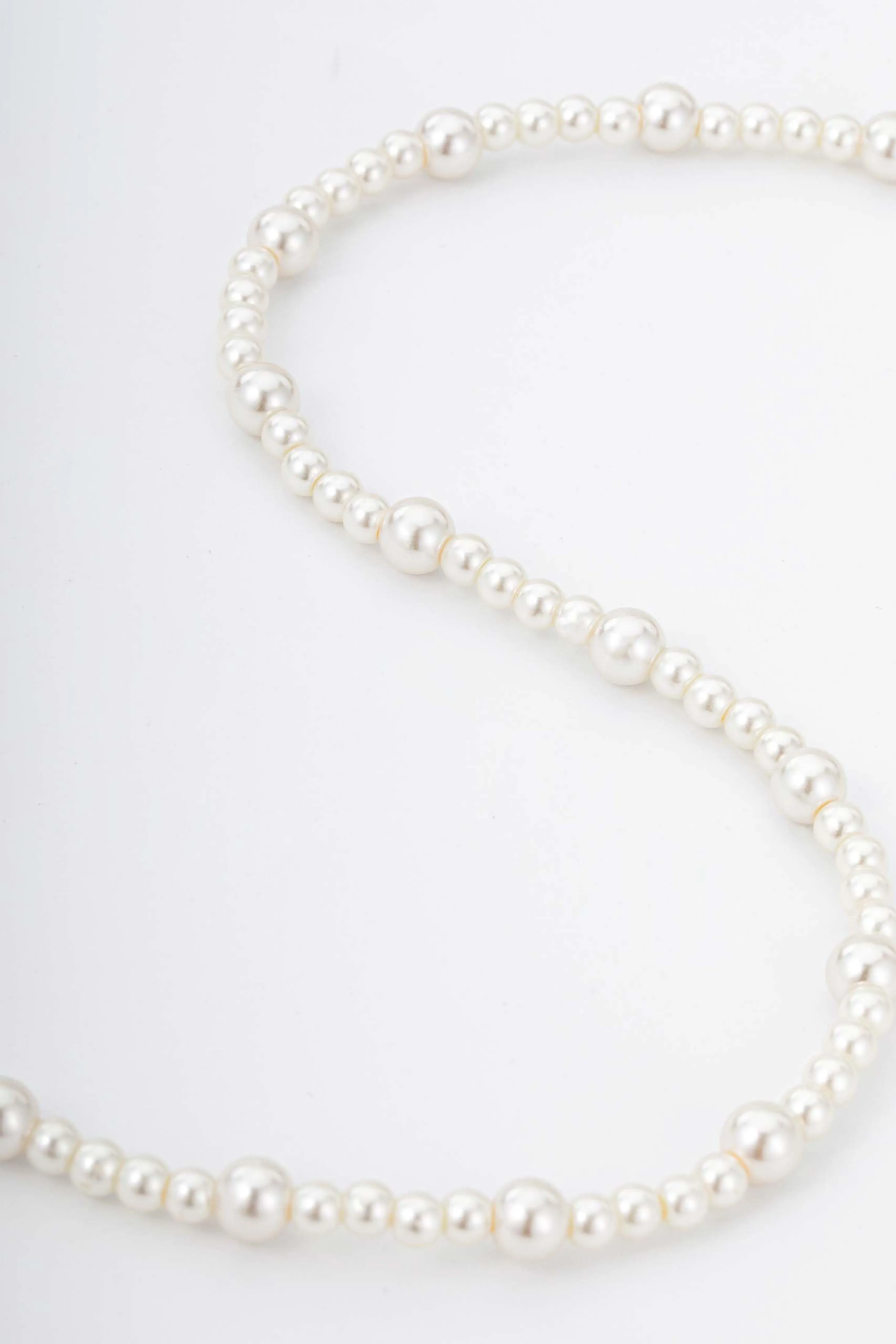 Delicate Wedding Pearl Necklace