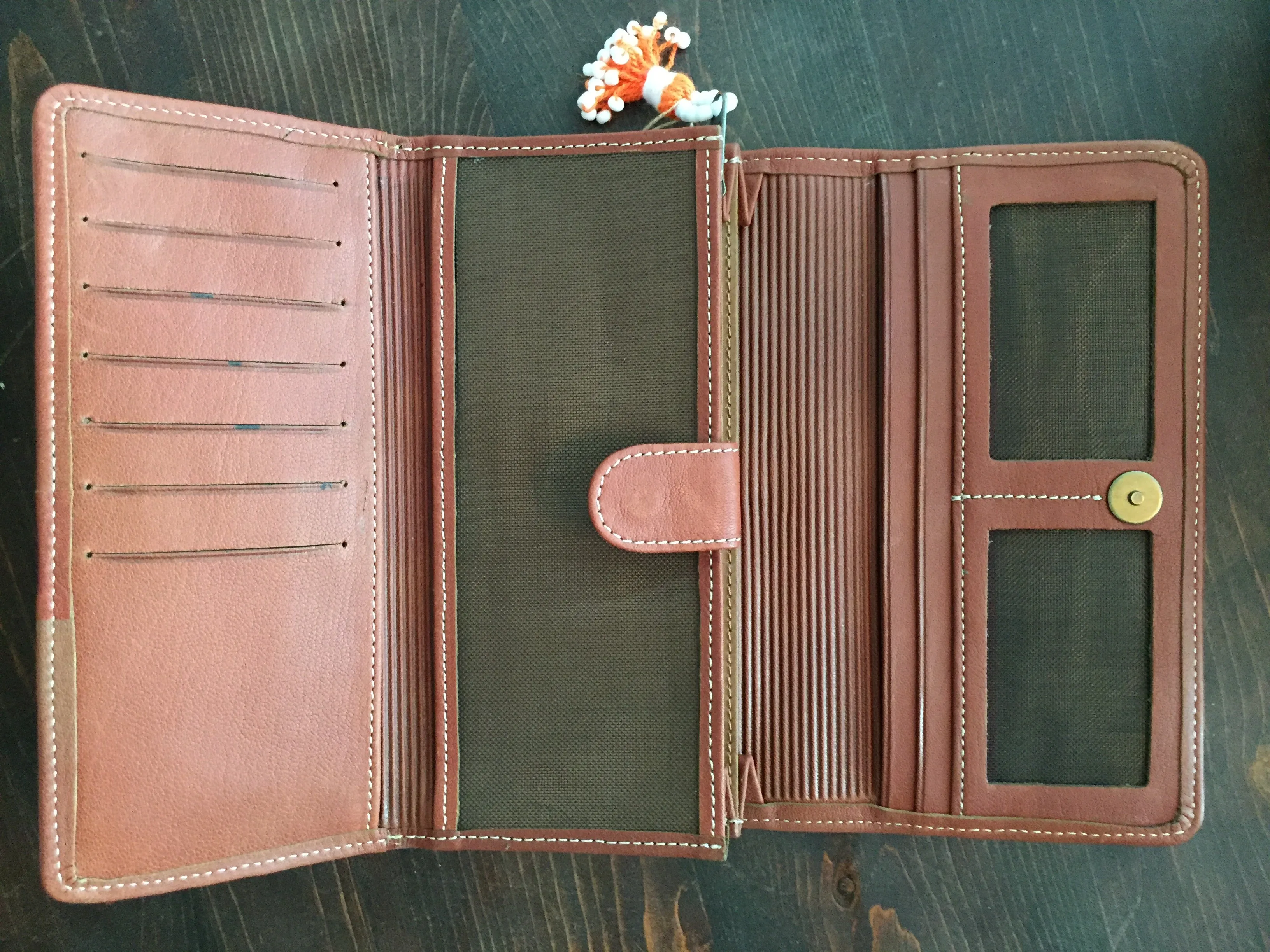 Handmade Leather Wallet with Hand Embroidery - Large