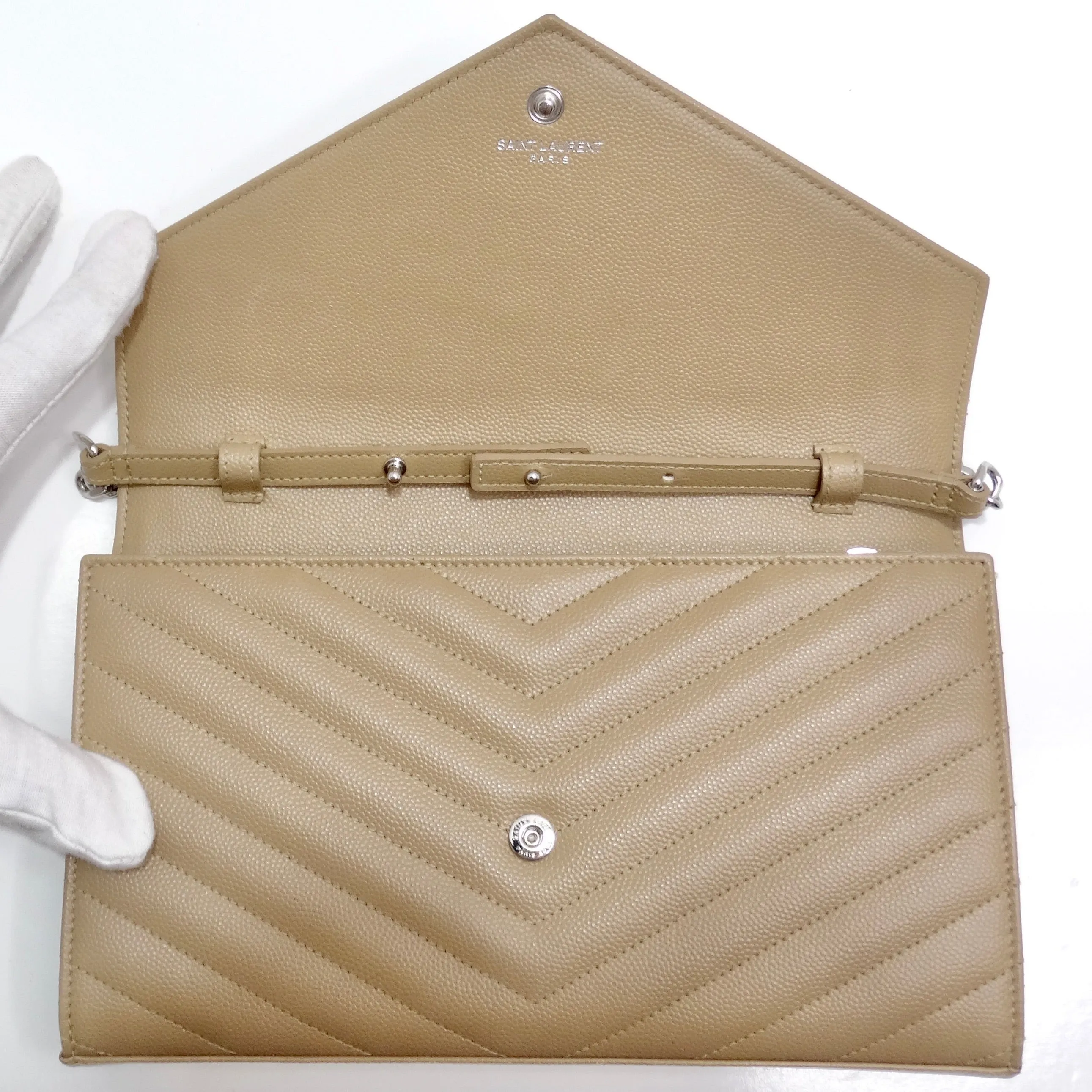 Saint Laurent Grain De Poudre Matelasse Chevron Quilted Chain Wallet