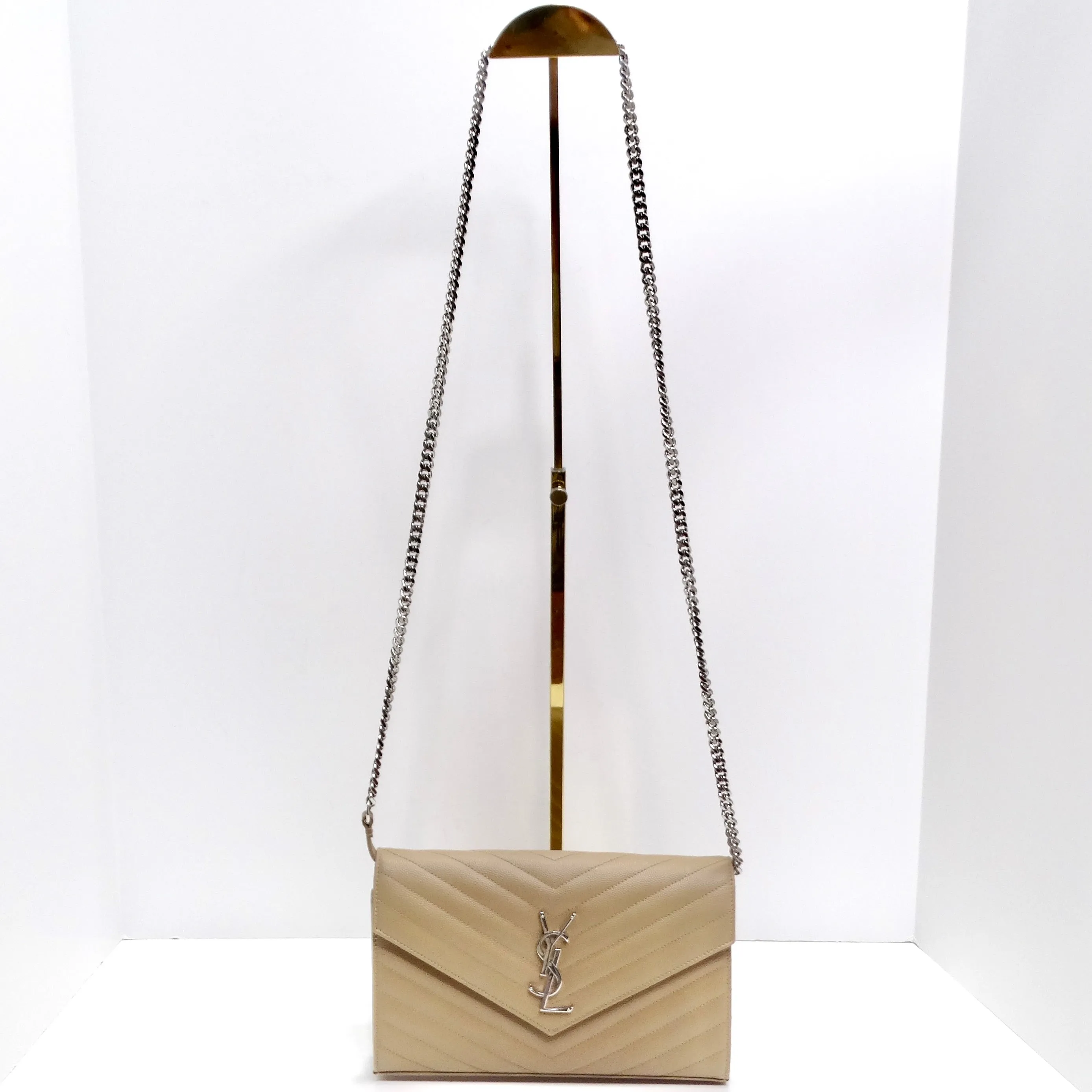 Saint Laurent Grain De Poudre Matelasse Chevron Quilted Chain Wallet