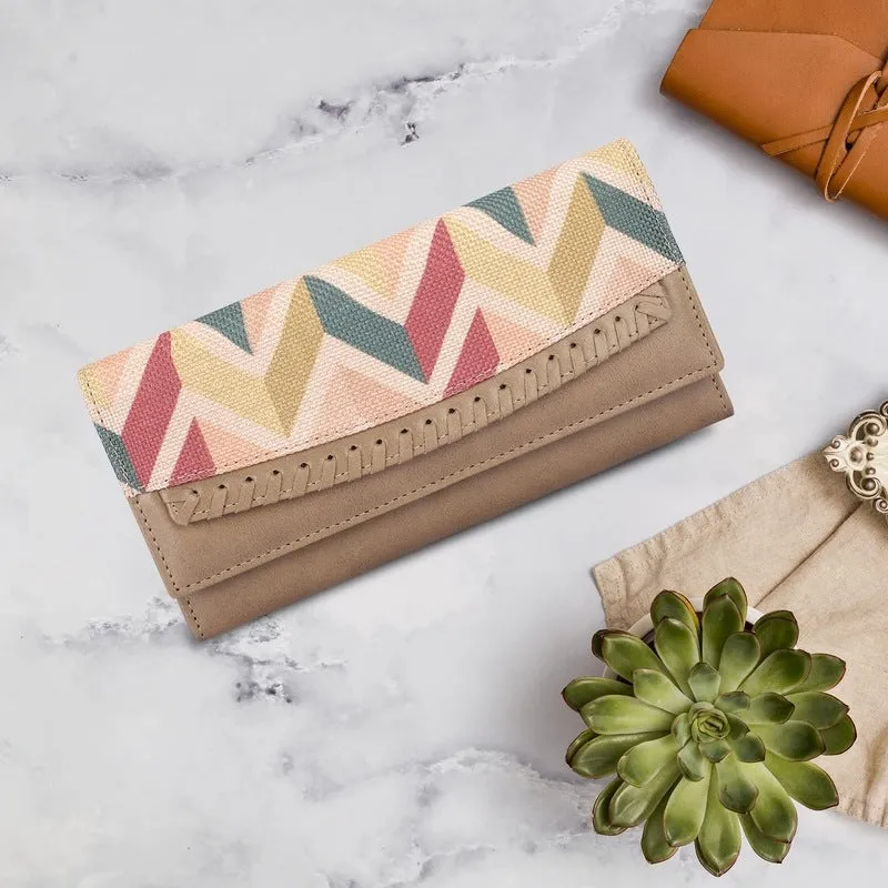 THE CLOWNFISH Ladyluxe Collection Printed Handicraft Fabric & Faux Leather Womens Wallet Clutch Ladies Purse with Multiple Card Slots (Cream-Wave Design)